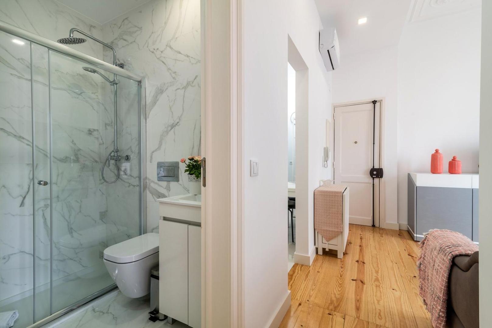 Guestready - Modern 2Bedroom Apartment In Graca Lisbon Luaran gambar