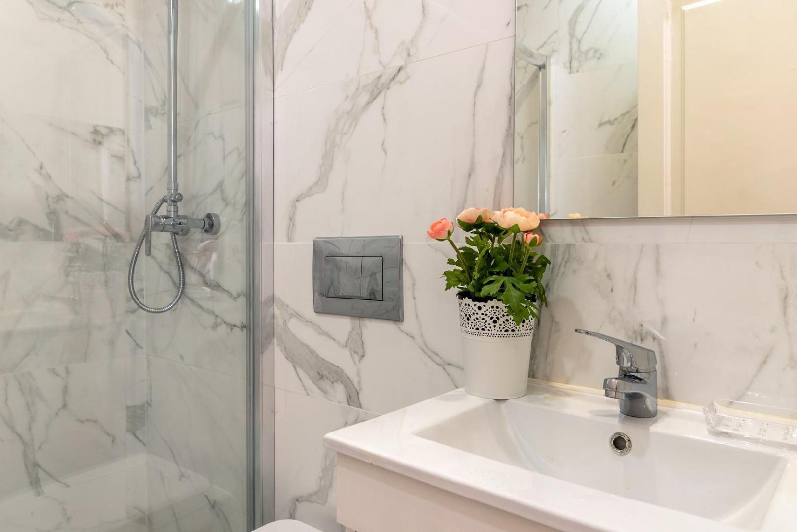 Guestready - Modern 2Bedroom Apartment In Graca Lisbon Luaran gambar