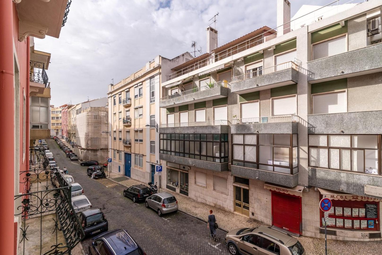 Guestready - Modern 2Bedroom Apartment In Graca Lisbon Luaran gambar